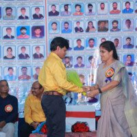 Honoring Our Faculty – Their Excellence Reflected in Student Testimonials Faculty Member Receiving Award – Recognized in Student Testimonials