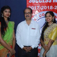 Jains Sir pictured with students at Everest Coaching Point Jains Sir with students – testimonials of guidance and success