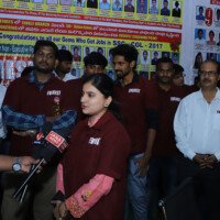 Everest Coaching Point students speaking to media after success Successful students giving speech to TV channels – testimonials of achievement